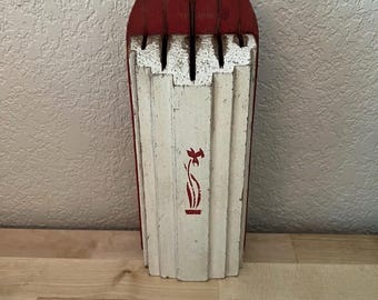 Soporte de pared de madera para cuchillos de cocina NuWay con diseño vintage de narciso rojo, años 40.