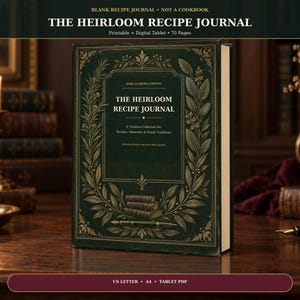 Puede incluir: Un diario de tapa dura verde oscuro titulado The Heirloom Recipe Journal con bordes dorados de hojas ornamentadas y una ilustración central de libros apilados y una pluma estilográfica. El texto incluye Dark Academia Edition y A Timeless Collection.