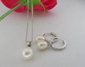 Set of White Pearl,Set of Pearl,Rice Pearl Earrings,White Pearl Earrings,White Pearl Necklace,Pearl Necklace,925  Necklace,Pearl Earrings
