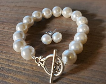 Set of Pearl-Pearl Bracelet,White Pearl Earrings,Pearl Earrings,Fresh Water Pearl,Birthday Gift,White Pearl,Wedding Gift,Pearl
