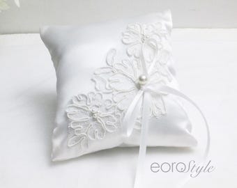 White Satin ring bearer pillow, Lace ring pillow, ring bearer pillow, Lace ring bearer pillow, wedding ring pillow, Wedding ring bearer