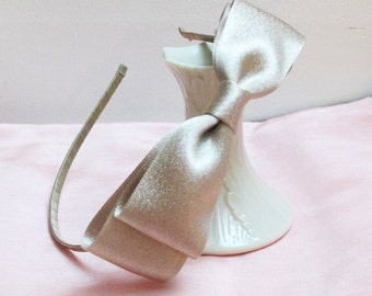 Bow Headband Women, Big Bow Headband, Bridal Headband with Ribbon, Flower Girl Headband White, Bridesmaid Hair Piece, Bridesmaid Headband