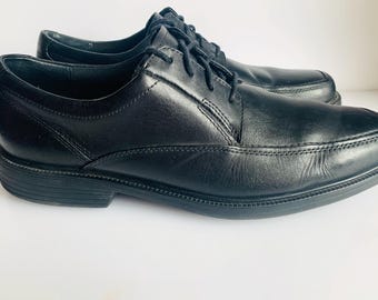 Men’s Bostonian Dress Leather shoes, Size 11