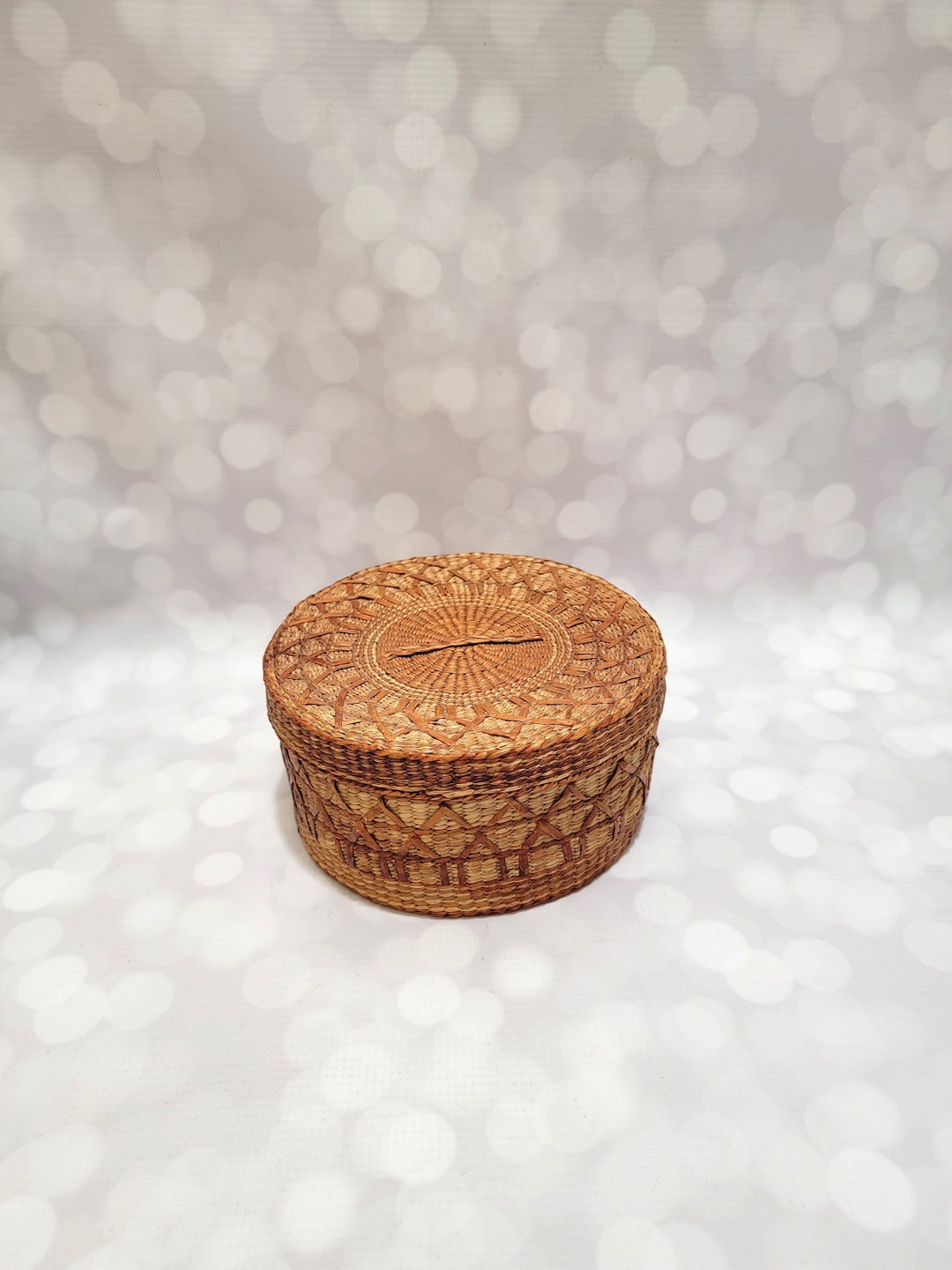 Vintage Woven Basket With Lid - Etsy