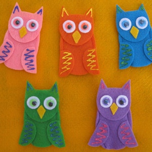 5 Owls Finger Puppets with laminated rhyme, handcrafted from felt