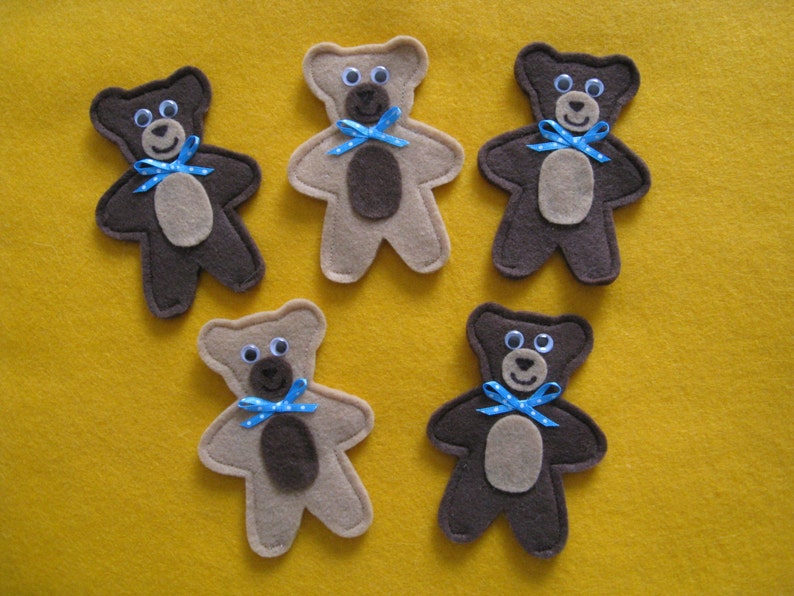 5 Teddy Bear Finger Puppets with laminated rhyme image 1