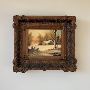 Può includere: Un set di tre tazze in ceramica con finitura opaca e macchiettata. Ogni tazza presenta un colore diverso: azzurro, crema e grigio. Le tazze hanno un design semplice e moderno con una forma arrotondata e un manico comodo.