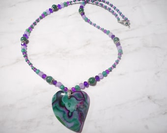 Gorgeous Green And Purple Heart Agate Pendant Necklace