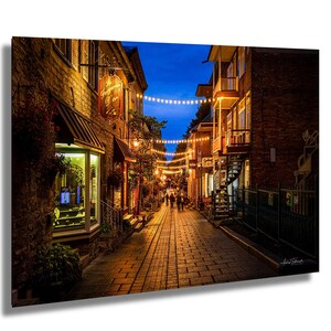 Art mural Heure bleue de la ville de Québec | Impression de photographie de rue de la vieille ville du Canada | Décor urbain nocturne | Photo de voyage au Canada français