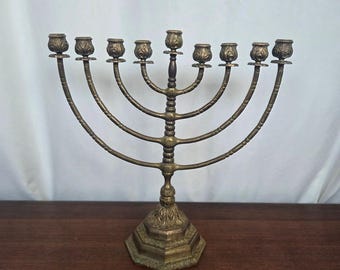 Antique Brass Hanukkah Menorah Judaica Classical Revival 9 Candle Candelabra