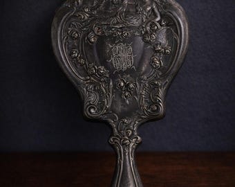 Espejo de mano Victor Silver Co. plateado con monograma EMC, tocador antiguo Art Nouveau.