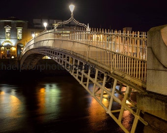 dublin's ha'penny bridge