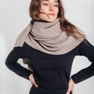 Lambswool shawl, lambswool long shawl, lambswool scarf, winter scarf, winter shawl, warm scarf, warm shawl, wool scafr, wool shawl. image 2
