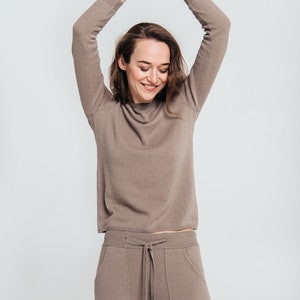 Cashmere and merino knitted pants, knitted sweatpants, knitted lounge trousers, dark brown knitted joggers. image 4