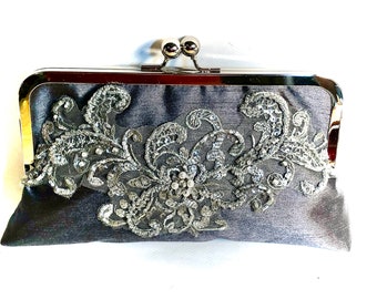 Pochette de demoiselle d'honneur nuptiale anthracite avec appliques en dentelle