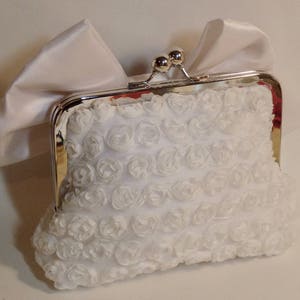 SMALL CANVAS CLUTCH CROWNED ROSES
