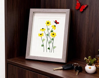 Daisy flower Seaglass picture, sea glass framed wall art, seaglass beach gifts