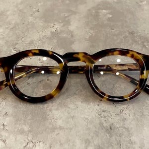 Vintage-Inspired Crown Panto Glasses – Tortoiseshell Acetate Frame | Handmade | Unisex Eyewear | Japanese Seller