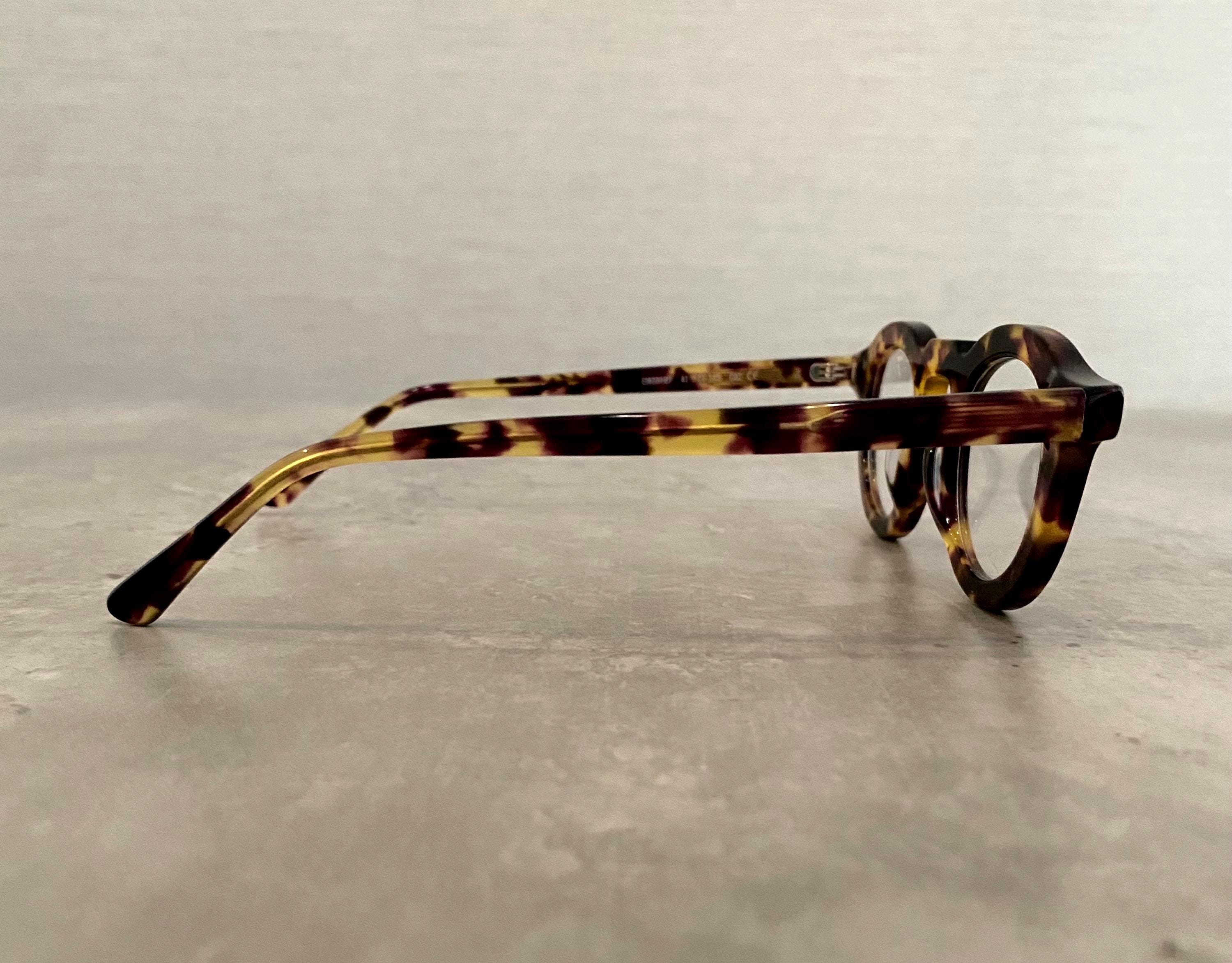 Vintage-inspired Crown Panto Glasses – Tortoiseshell Acetate