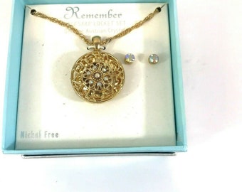 Remember Keepsake Locket Set Gold Austrian Crystals Necklace Earring NIB