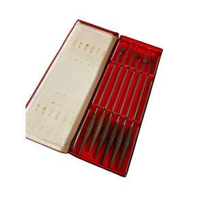 Vintage 6 pc set wooden handle fondue forks with box