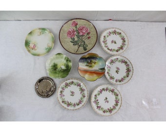 Lot of 10 assorted decorative plates wall decor craft