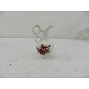 Vintage Nasco moss rose 24 karat gold small pitcher floral design