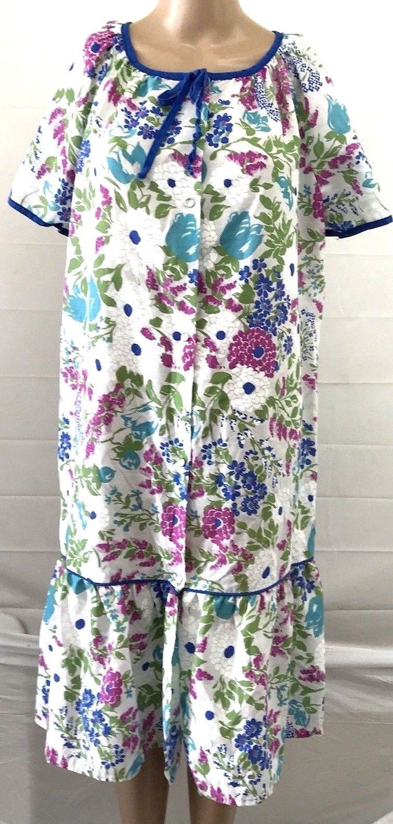 Vintage Reflections sz S Snap Front Nightgown Mumu