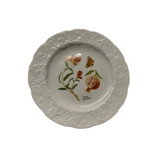 AS IS Vintage Lierre Lauvage CNP france 6.5&quot; dessert plate Pumca granatum fruit lace edge  design