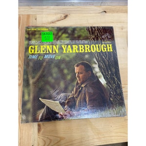 Vintage Glenn Yarbrough time to move on record