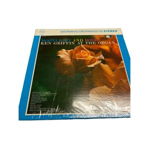 Vintage vinyl record Ken Griffin at the organ moonlight and roses