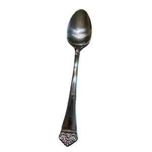 Colher de chá vintage Classic Crest (inox) por EKCO SILVER