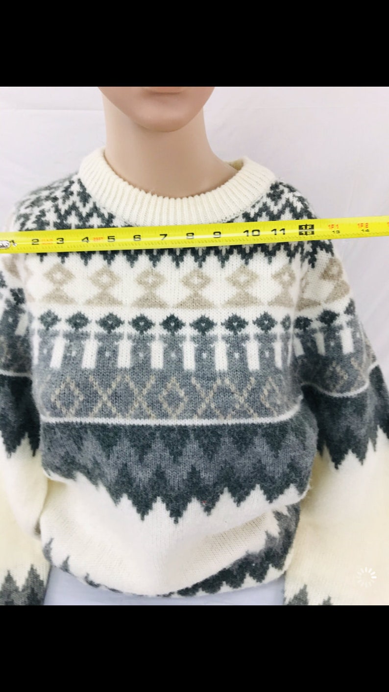 The Men\u2019s Store sz M Sweater white gray black