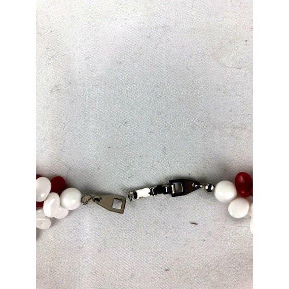 Vintage MCM Red And White Three Strand Bead Neckl… - image 3