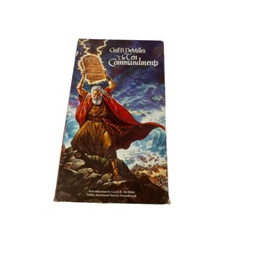 Vintage ten commandments VHS Cecil B Demille&#39;s set of 2 tapes