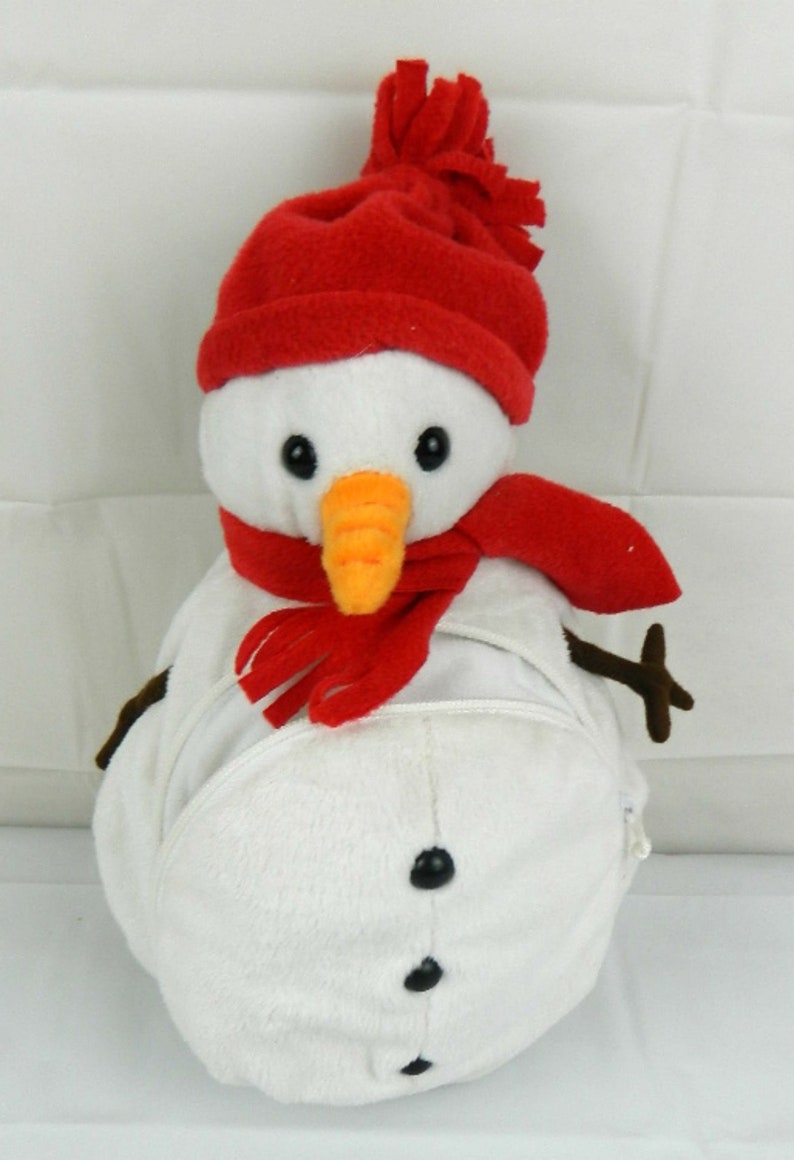 stuffed animals with zipper pockets