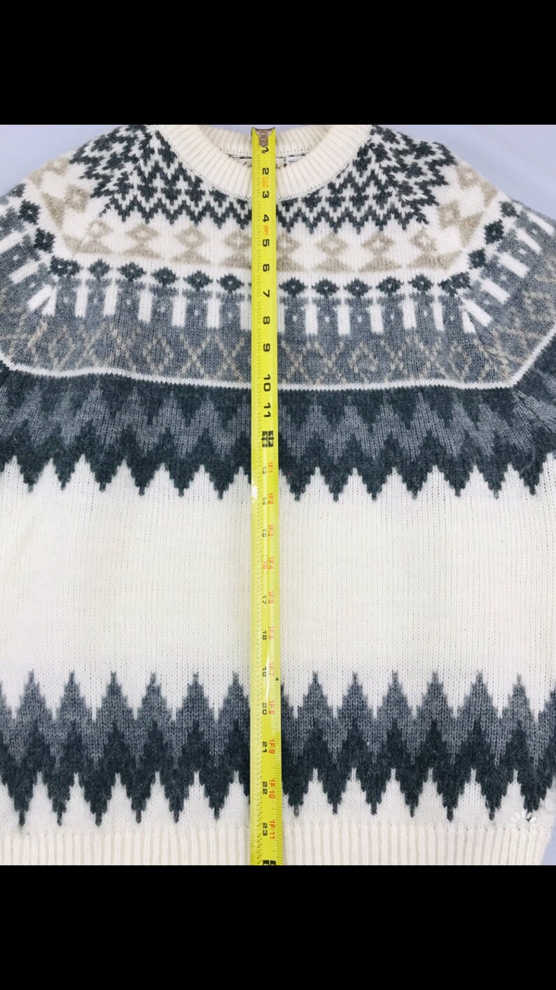 The Men\u2019s Store sz M Sweater white gray black