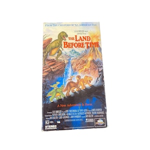Vintage the land before time VHS tape collectible cartoon dinosaur
