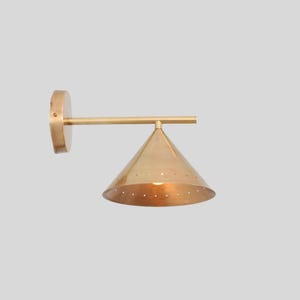 Aplique de pared de latón estilo italiano Sputnik de mediados de siglo - Acabado en latón crudo - Lámparas de dormitorio - Lámparas de tocador - Luminaria