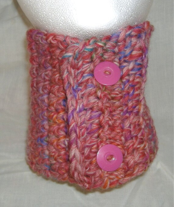 Pink Wool Button up Neckscarf, Muffler Scarflette, Neckwarmer