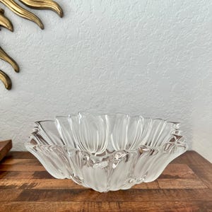 Vintage Mikasa Tulips Satin Serving Bowl, Made in Germany, Decorative Crystal Glass Flower Bowl