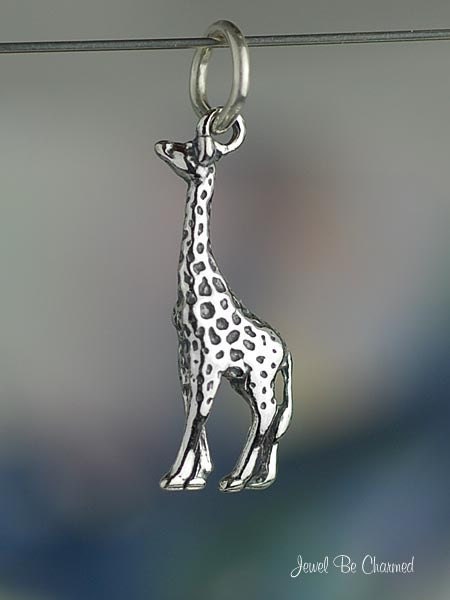 Collana a forma di cuore con giraffa in argento sterling 925