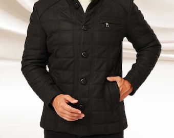 Chaqueta de piel de oveja acolchada negra para hombre: abrigo de invierno con botones