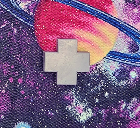 葛城ミサト＆赤木リツコ コスプレ用ネルフバッジ＆クロス - Etsy 日本