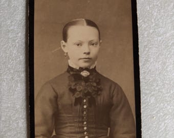 CDV Photo - Prim and Proper Young Lady - Antique Photo