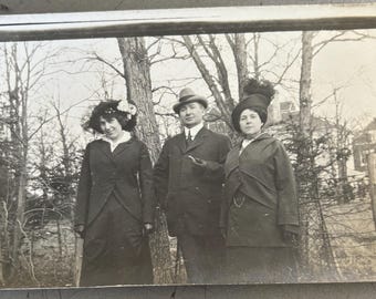 Real Photo Postcard - Women Man Early 1900’s - Fancy Hat - RPPC