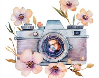 Könnte beinhalten: Aquarell-Illustration einer Vintage-Kamera, umgeben von zarten pfirsichfarbenen Blüten und grünen Blättern. Die Kamera hat ein silbernes Gehäuse und einen Holzsockel mit detaillierter Linse. Das Design wirkt weich und künstlerisch.