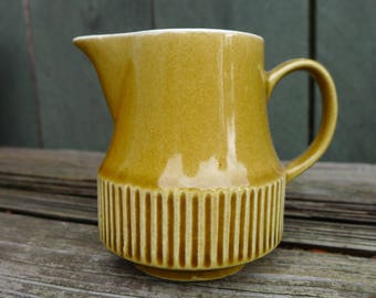 vintage ceramic creamer - golden rod yellow - glazed - vintage kitchen