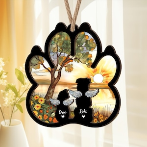 Pet Memorial Paw Suncatcher – Custom Dog or Cat Name, Breed & Background, Personalized Pet Loss Ornament, Gift for Cat or Dog Lovers