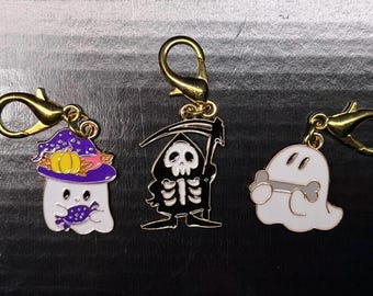Halloween Enamel Keyring – Cute Spooky Pocket Hug Gift